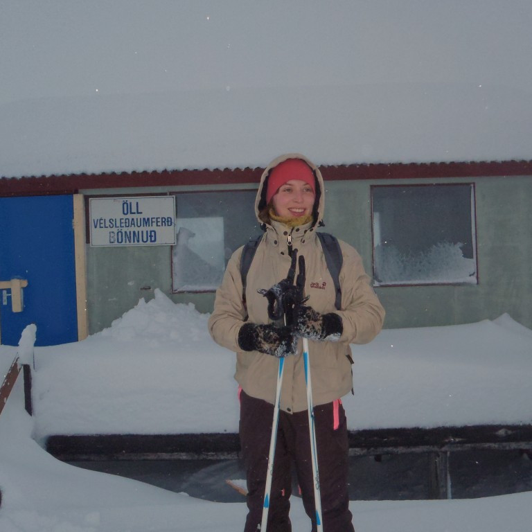 Kerstin Gillen við efri skíðaskálann.