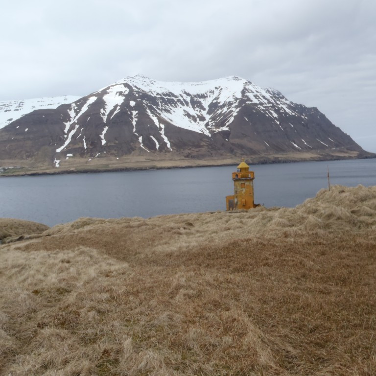 Selvíkurviti, Strákar og Selskál