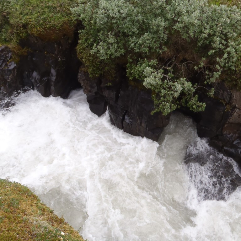 Skessukatlar viðTröllahyl