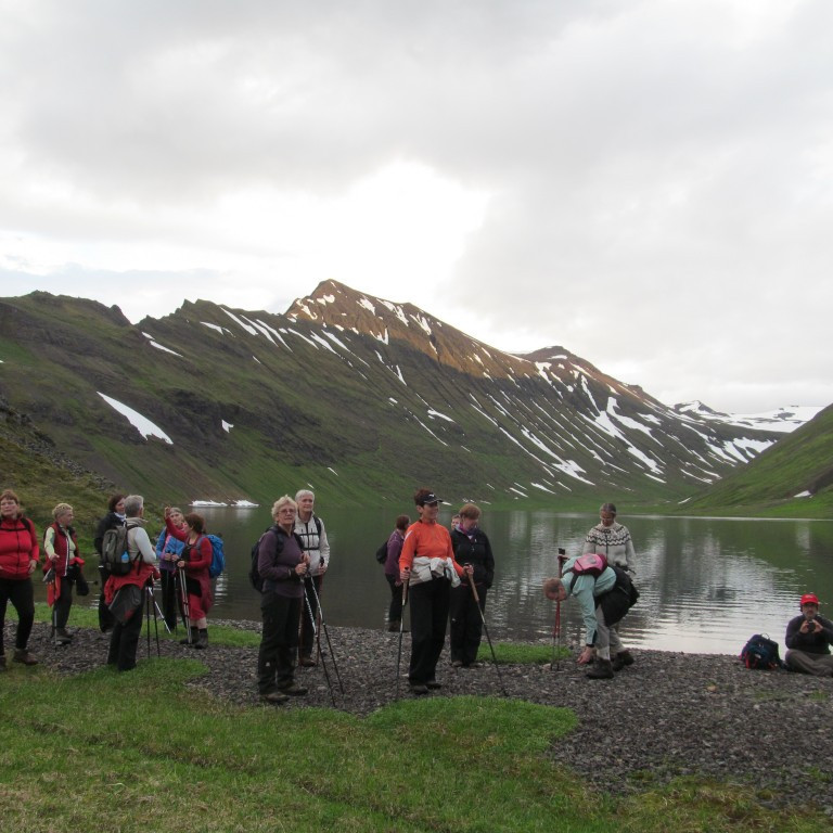 Fallegt er við Hraunsvatn.