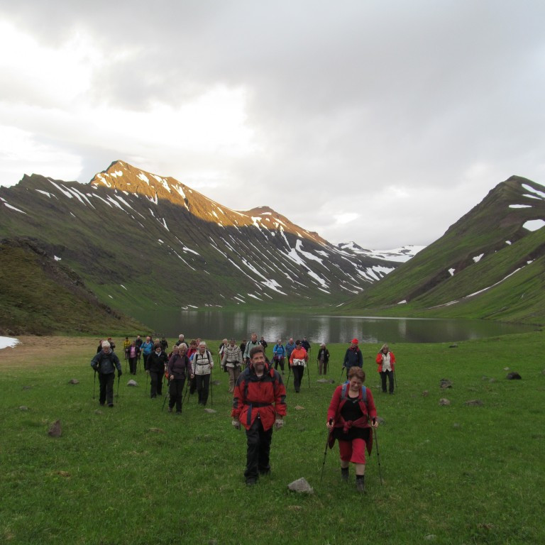 Þrammað norður Drangabollanna.