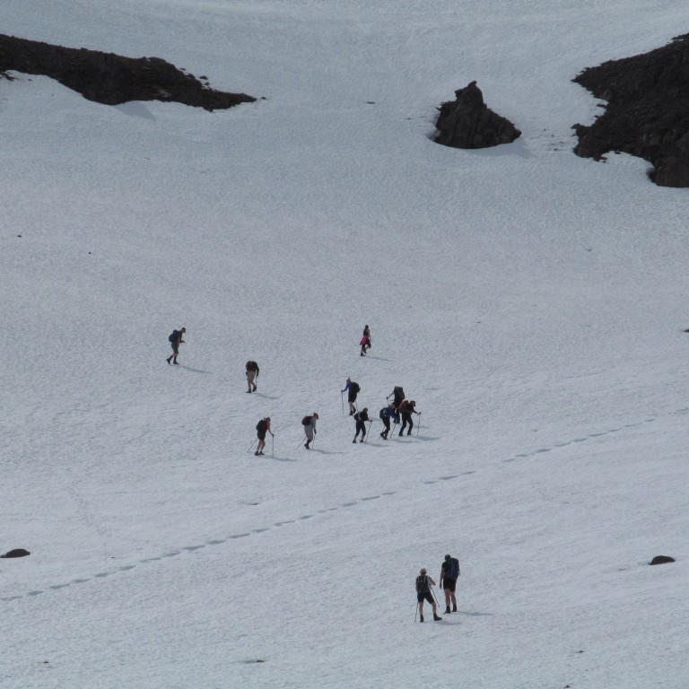 Þrammað upp í skarð.