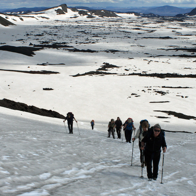 Á leið úr Öskju upp á Jónsskarð. Horft austur til Öskjuops.