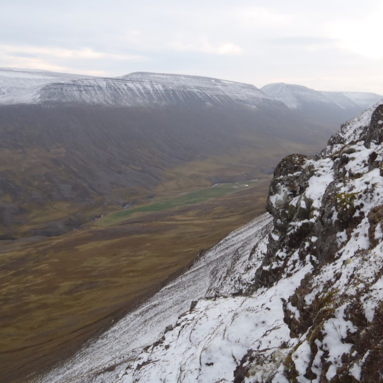 Séð inn Sölvadal.