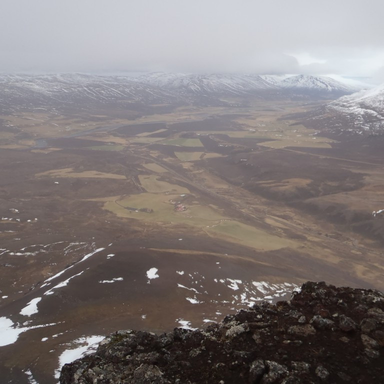 Séð til Fnjóskadals, Háls næst