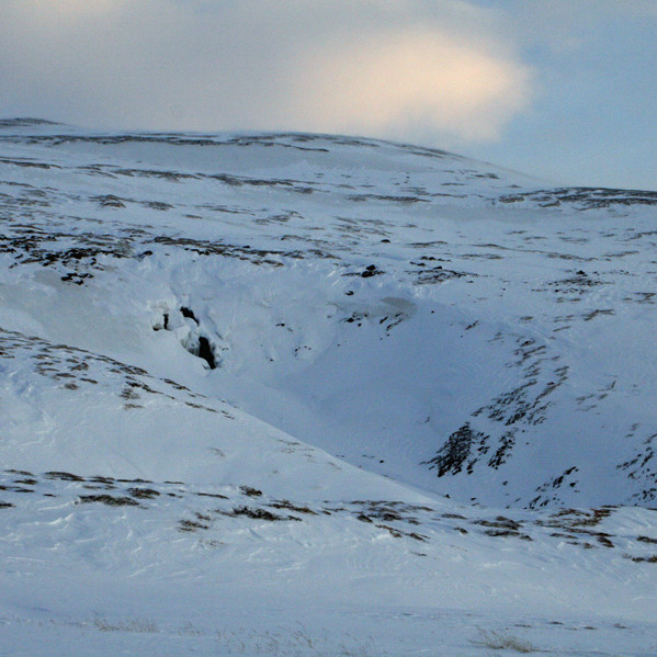 Gil norðanvert við Víkurskarð.