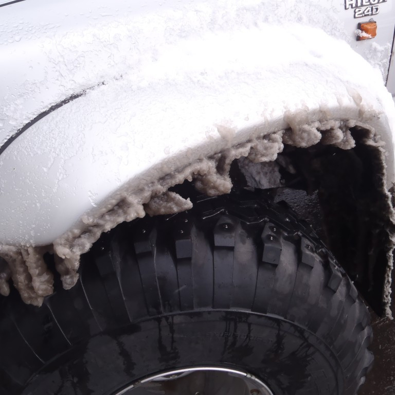 Krapasullið fraus á bílinn.