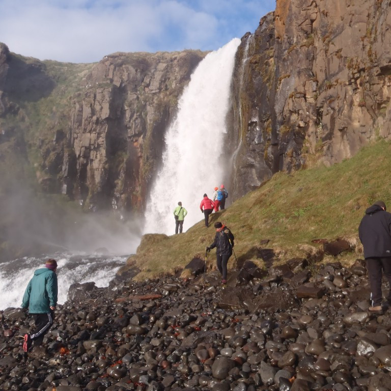 Miðvíkurfoss