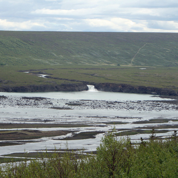 Horft úr Fellsskógi suðaustur að Skipapolli og Ullarfossi