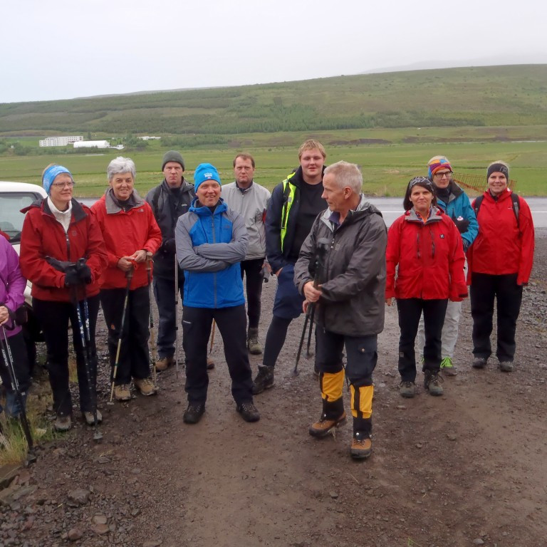 Hópurinn í uppphafi göngu