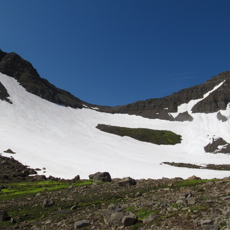 Hestskarð séð úr Hestskarðsdal.