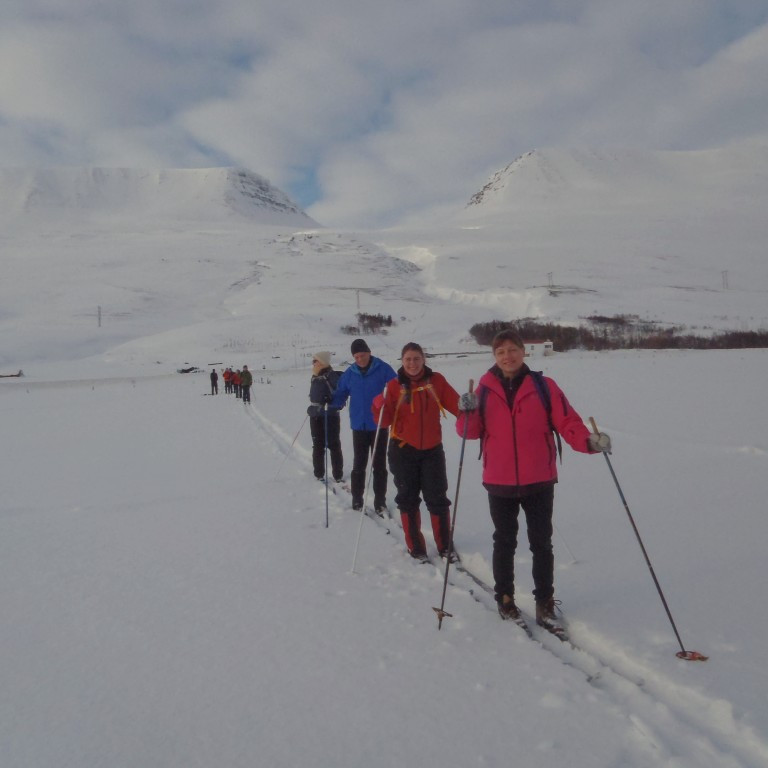 Lagt var af stað frá Freyjulundi.