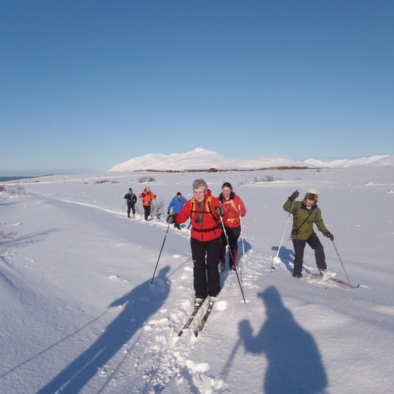 Farið yfir ásin á leið til baka