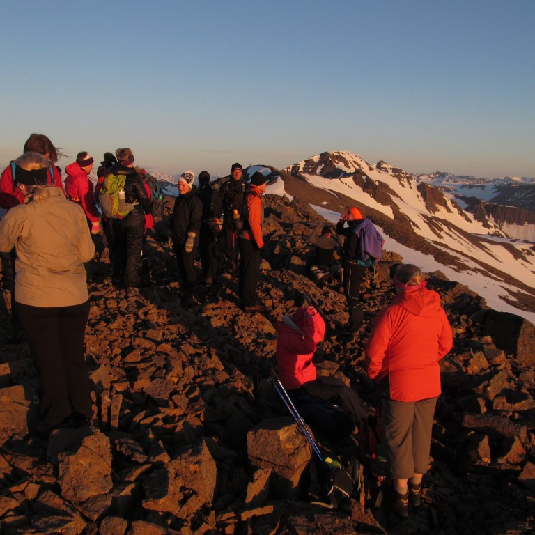 Ấ toppnum í glampandi sól