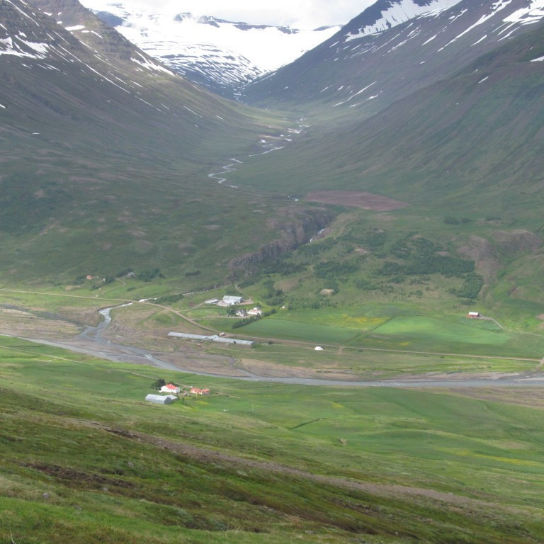 Horft inn Þverárdal.
