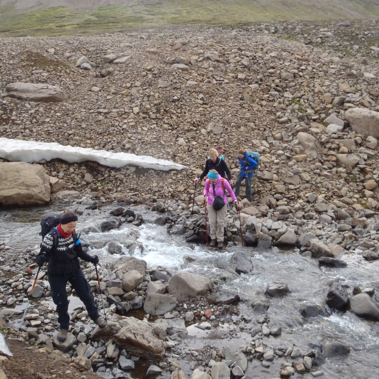 Stiklað Yfir Grenjá