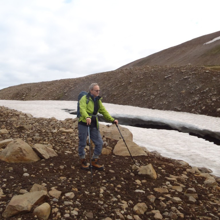 Kristinn Magnússon fylgist með.