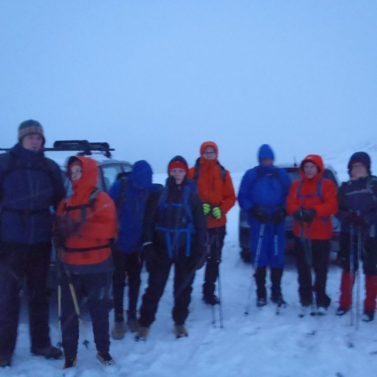 Lagt var af stað frá bílastæðinu í Vikurskarði