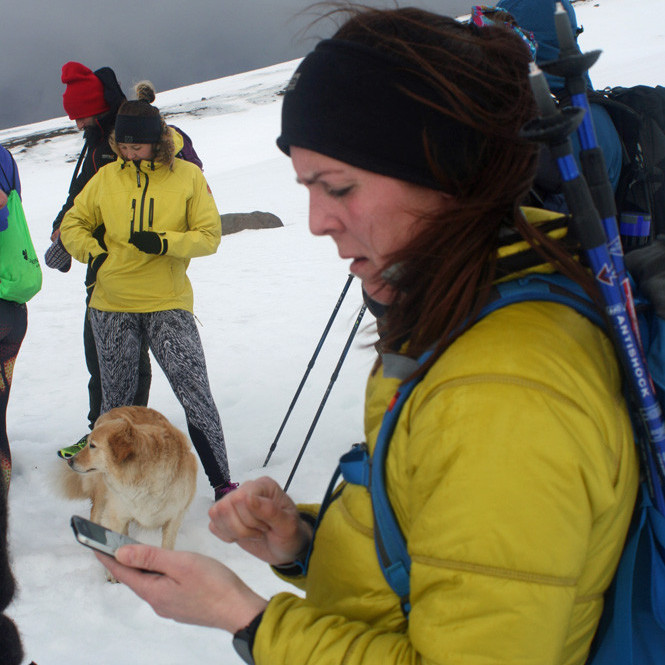 Þarfasti þjónninn, snjallsíminn, er aldrei langt undan.