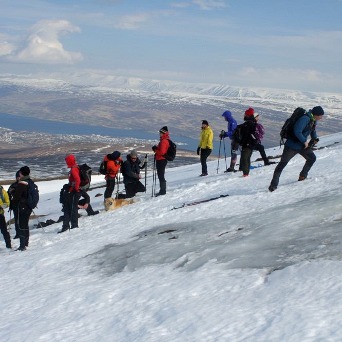 Komin niður í ágætisveður neðarlega í Súlum.