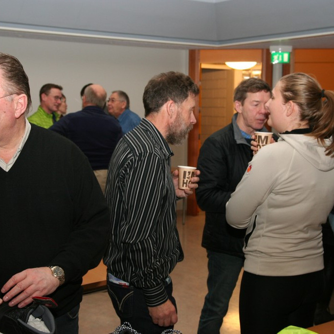 Spjallað saman í kaffihléinu