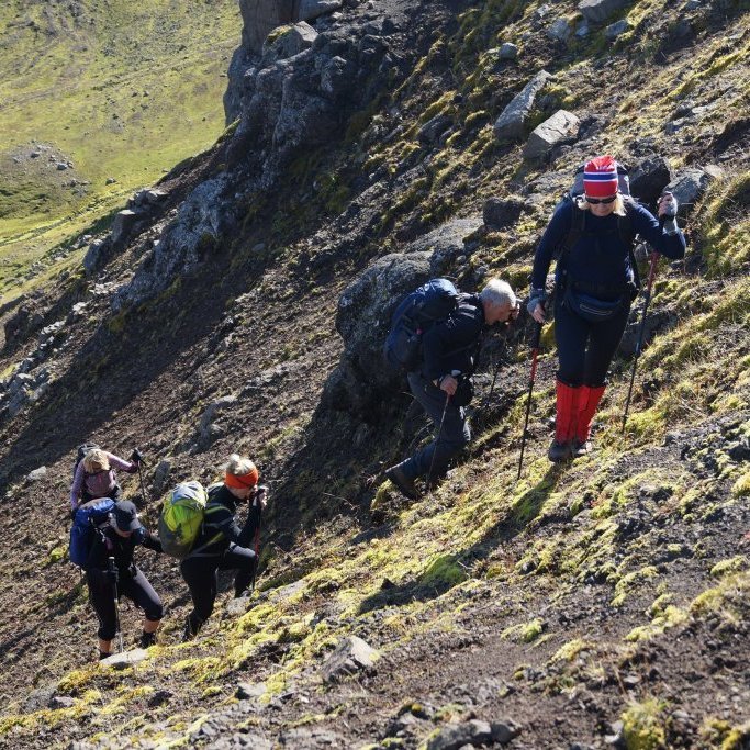 Gengið upp á Melafjall.