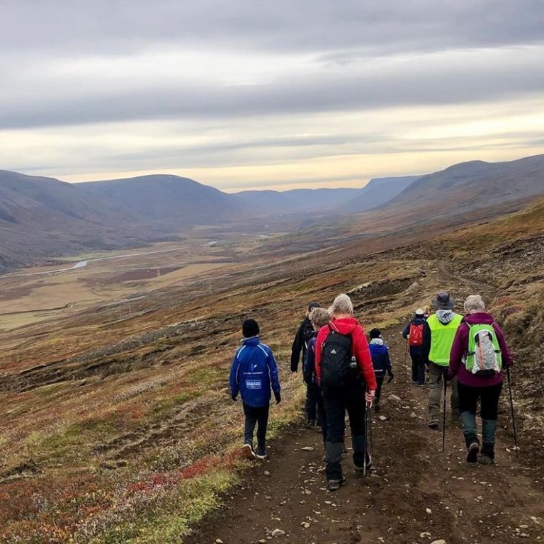 Gengið niður í Fnjóskadal