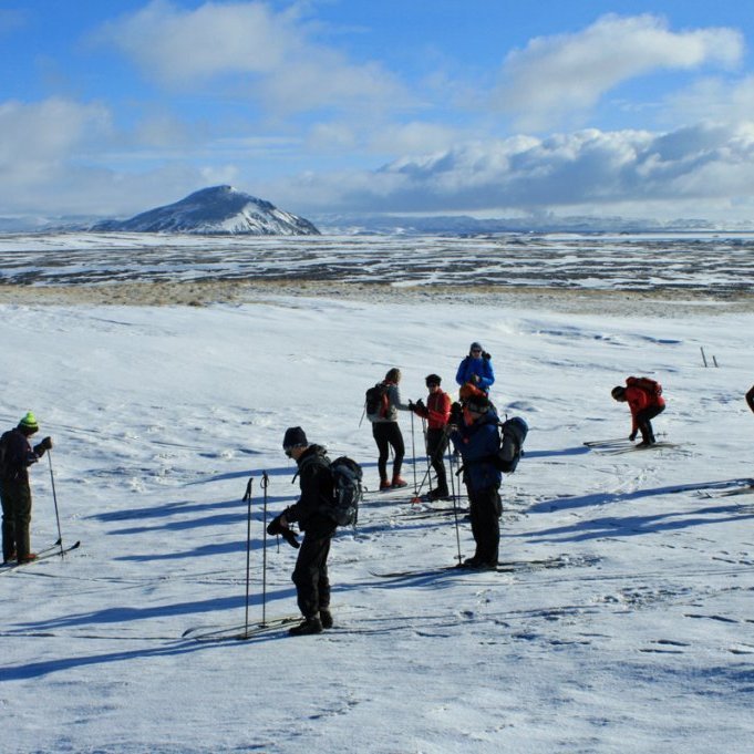 Lagt af stað frá afleggjaranum í Stöng á Nónskarðsási.