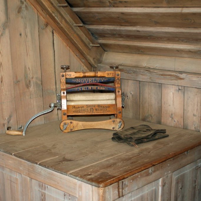 Tauvinda í baðstofunni á Þverá.