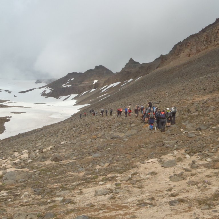 Eftir matarstopp gengið inn Heimari lambárbotna.
