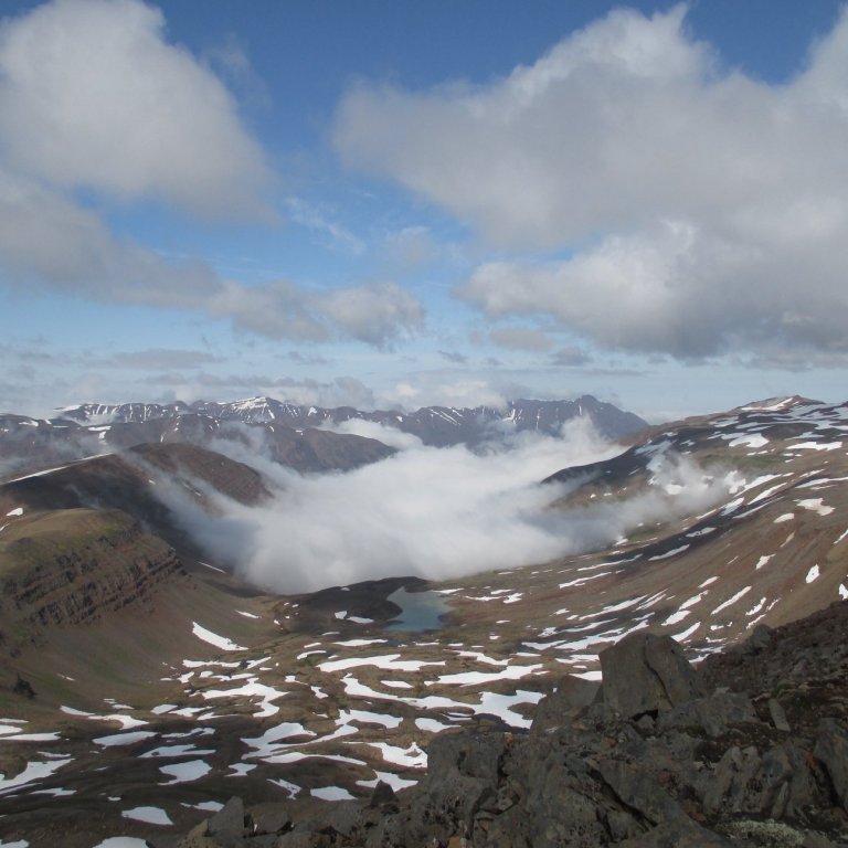 Þoka í Ólafsfirði. Horft niður Kálfsdal af Rauðhyrnu.