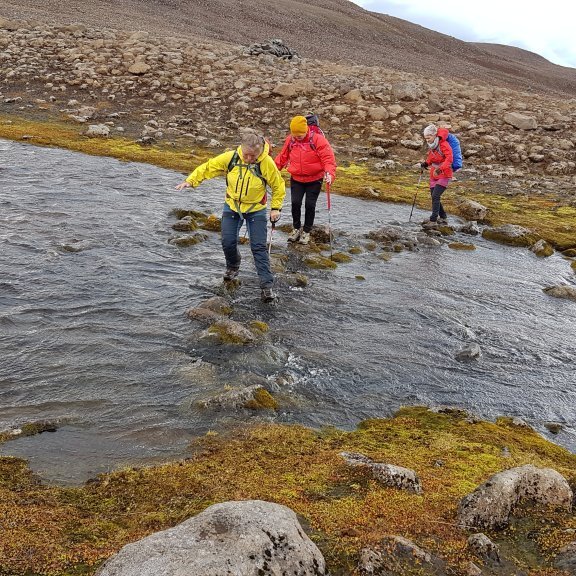 Hér þurfti að stikla.