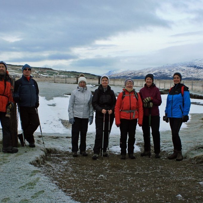 Við hestagerði gegnt Teigi. Grasið var hrímað og ágætt gangfæri.
