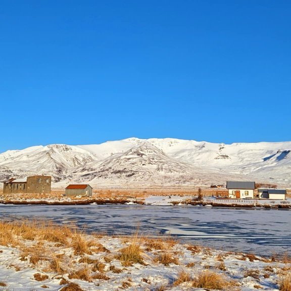 8df0de0d-95f9-4bb7-965e-33e98fda7726