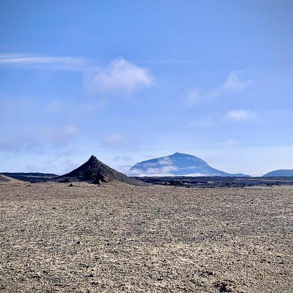 a7be61a3-bea5-4c37-887d-790a63be1af7_resize