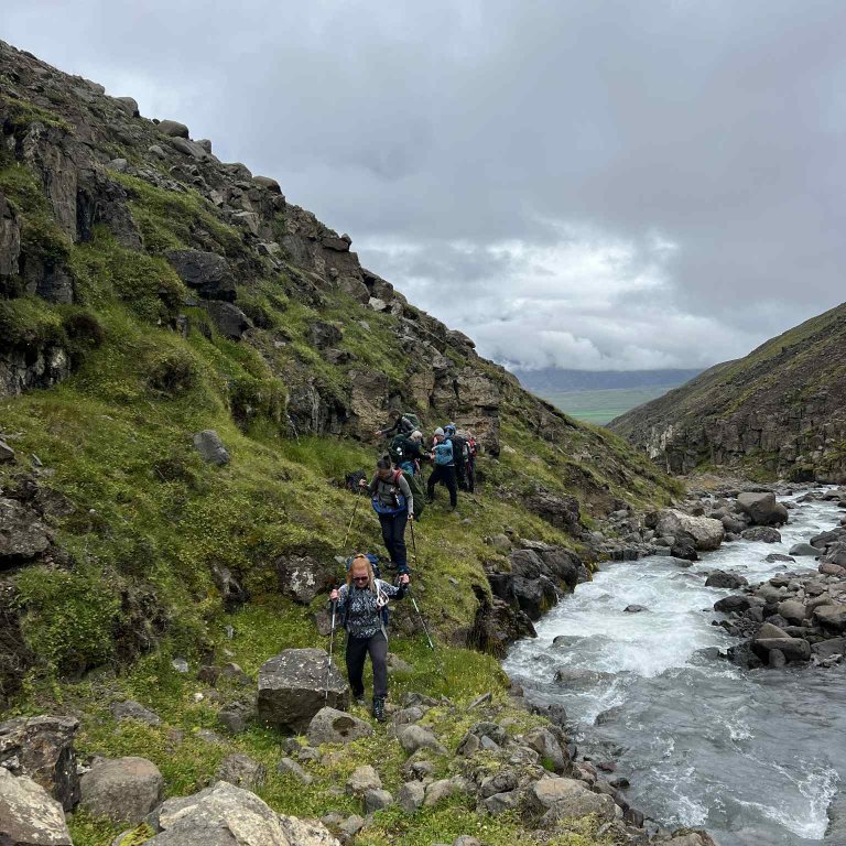 c7779cb5-3d79-44e6-85ed-13908311b162