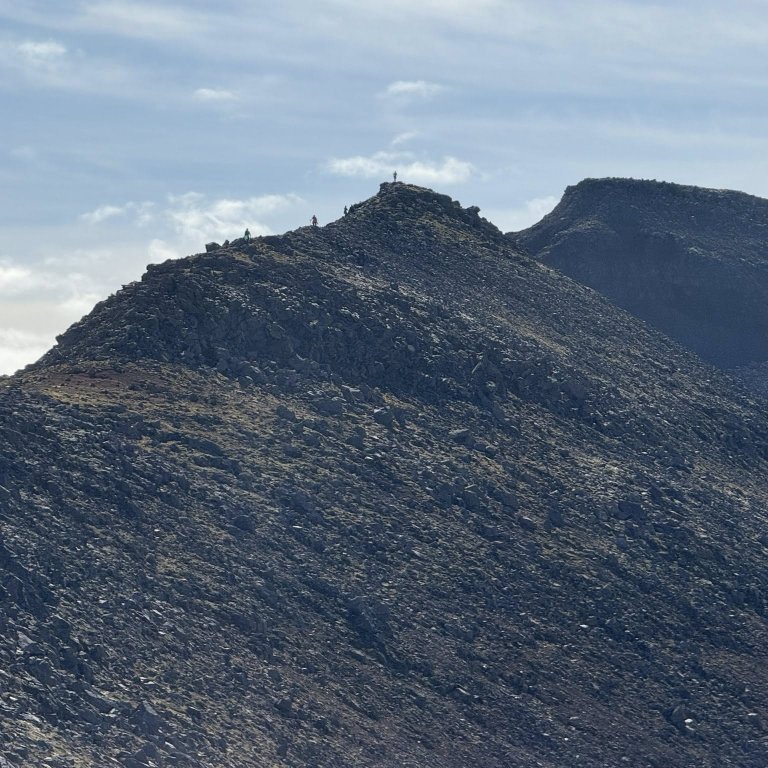 Nokkrir fóru á næsta tind og ein á þarnæsta