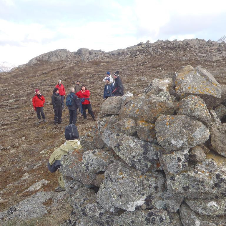 Genginn var 1,7 km hringur ofan Fálkafells