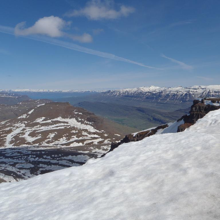 Horft niður á Flögukerlingu sem var svo há í upphafi ferðar.