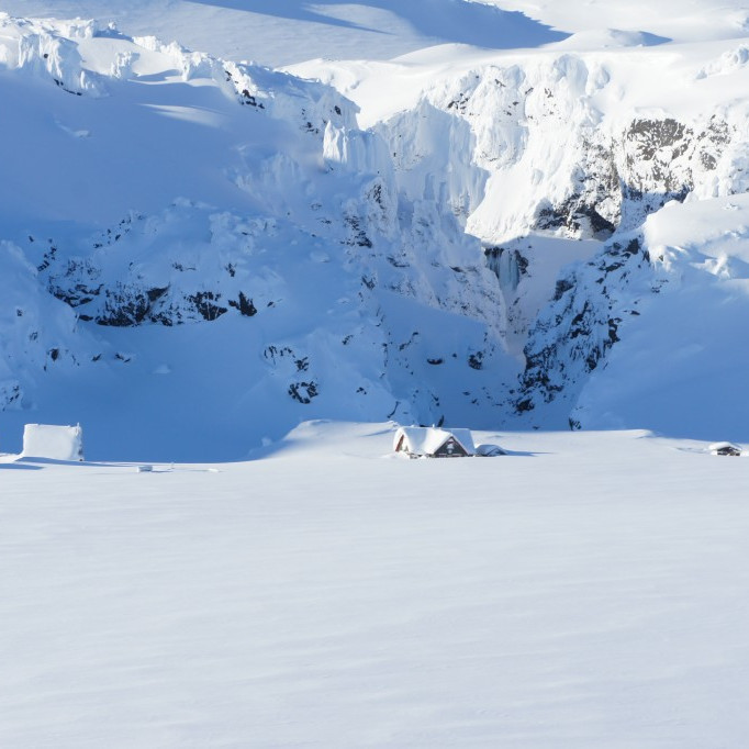 Dreki Fjólubúð og Höttur