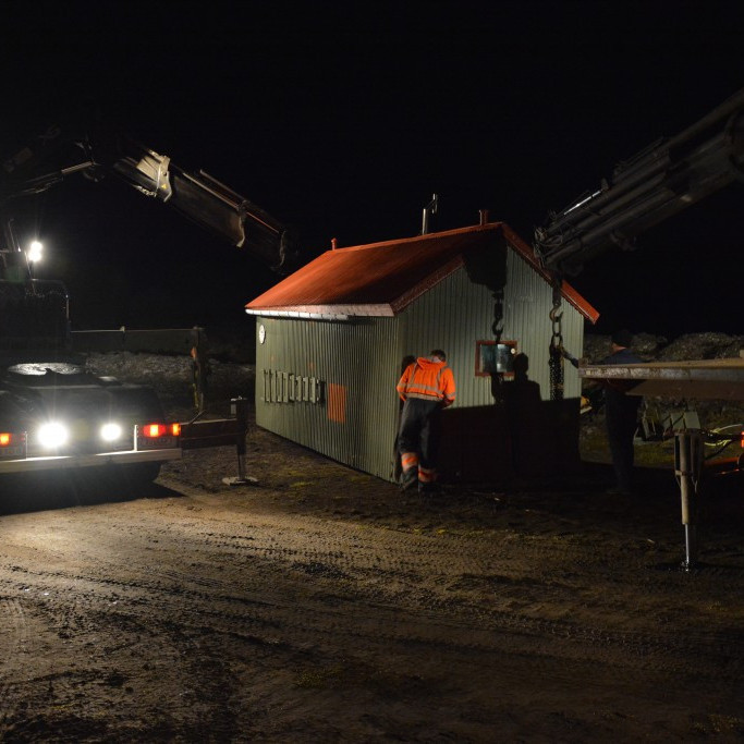 Miðnætti og haldið áfram