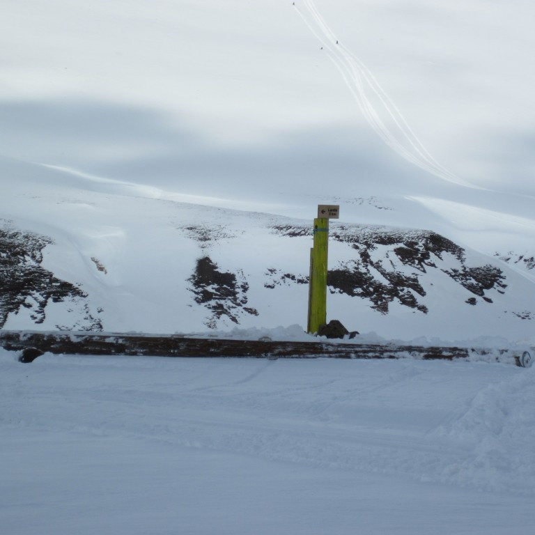 Staurar komnir inn að Lambá