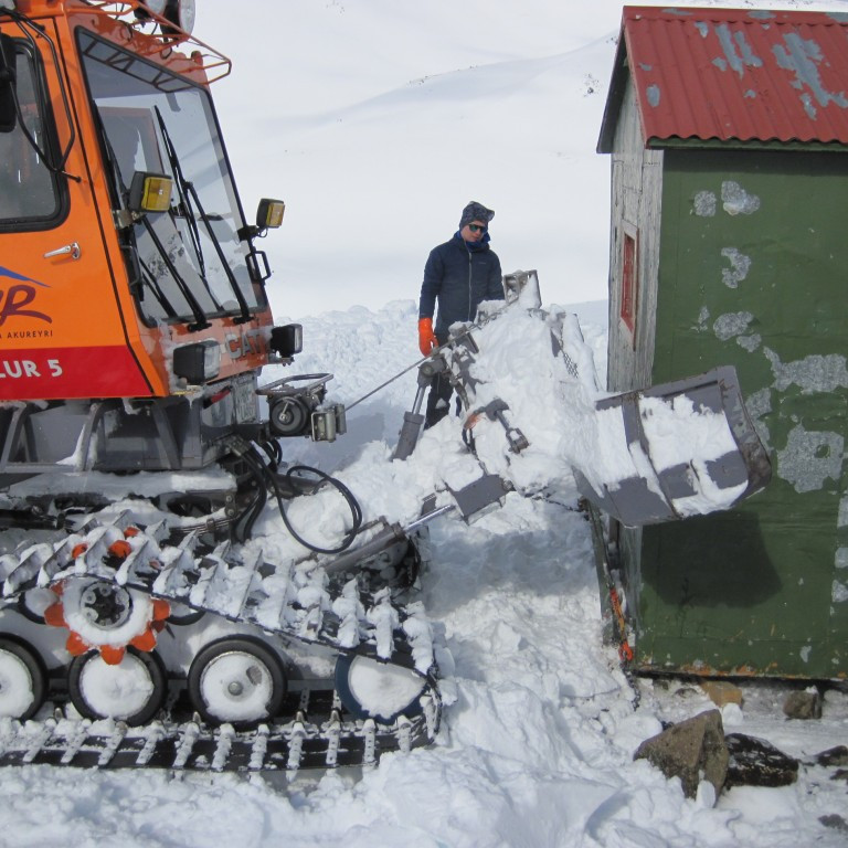 Gamla lyft með spilinu