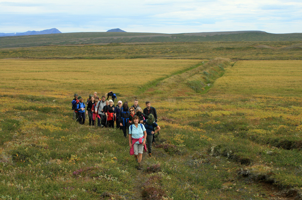 Komin vestur úr Óþveginsmýri á leið upp Laugafellið.