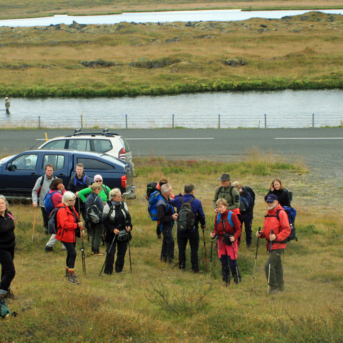 Lagt af stað frá Helluvaði í Mývatnssveit vestur á Gullveginn.