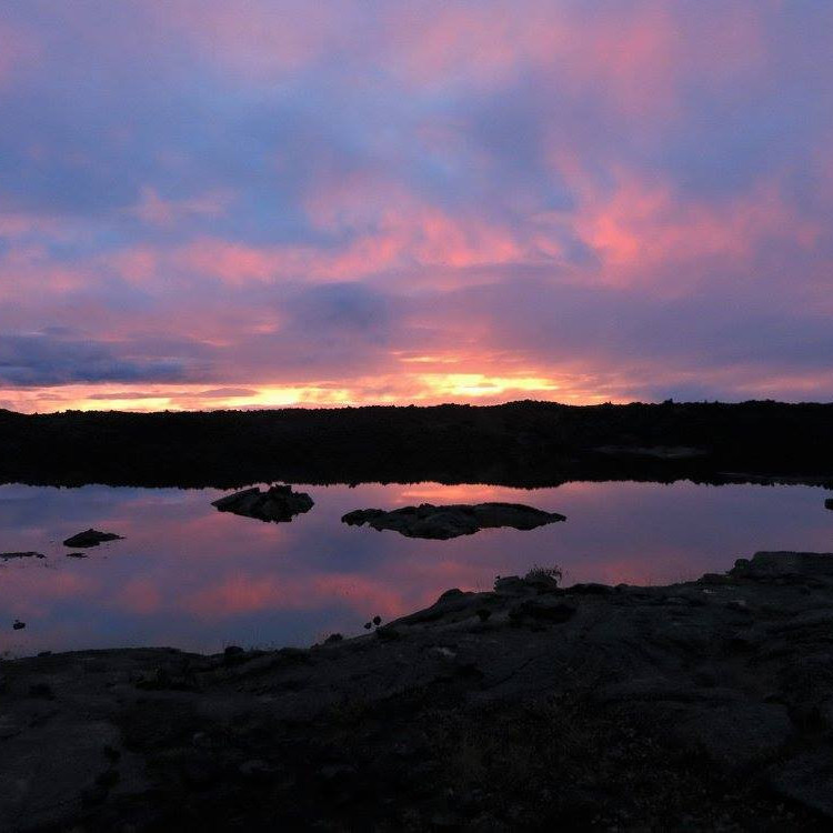 Kvöldstemning, horft úr Botna skála
