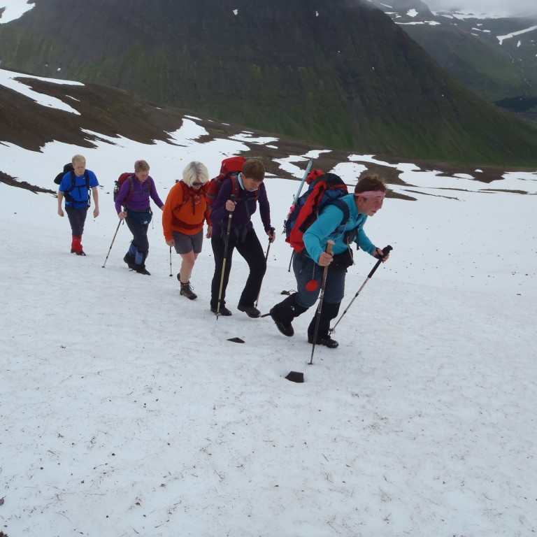 Góður snjór til að ganga á.