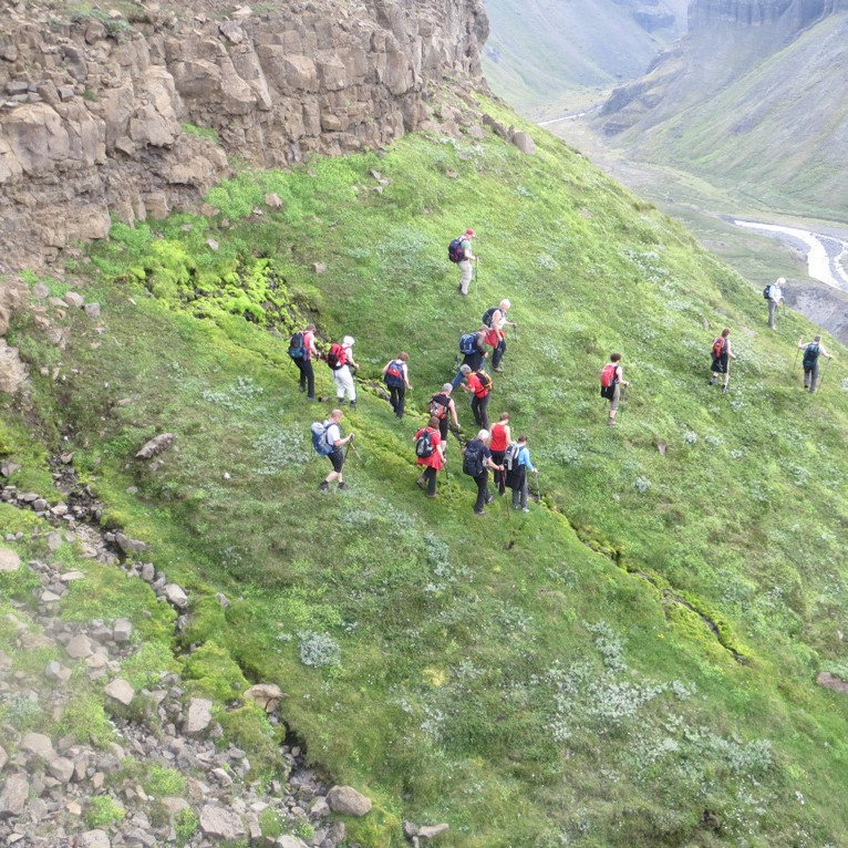 Komið niður í Rununa