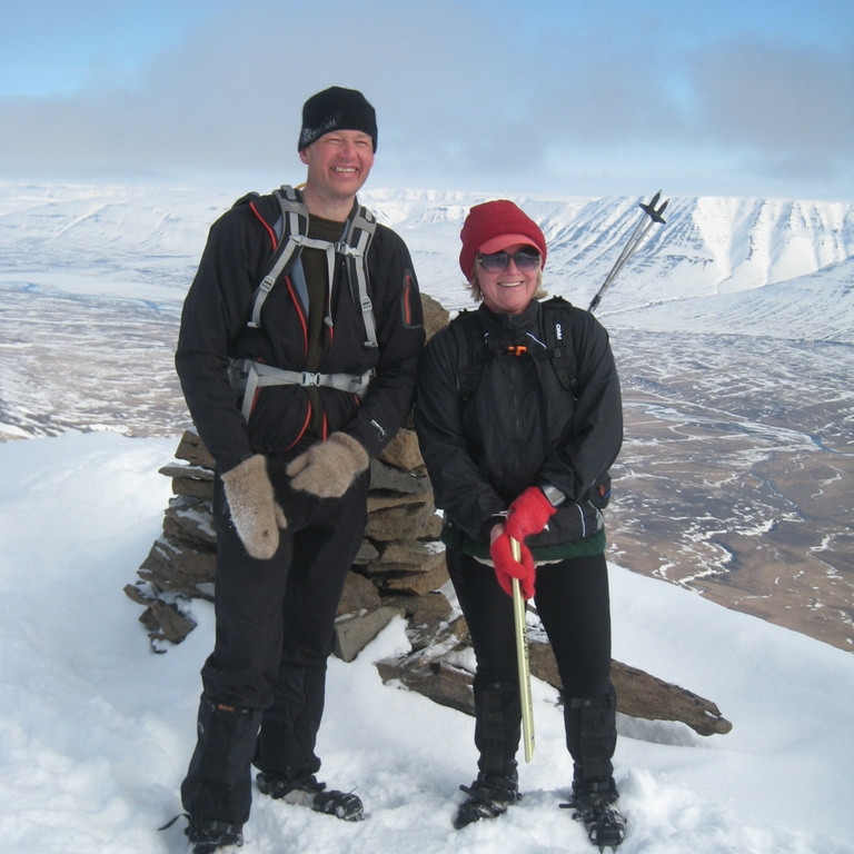 Einar og Arnheiður uppá toppi Hestsins