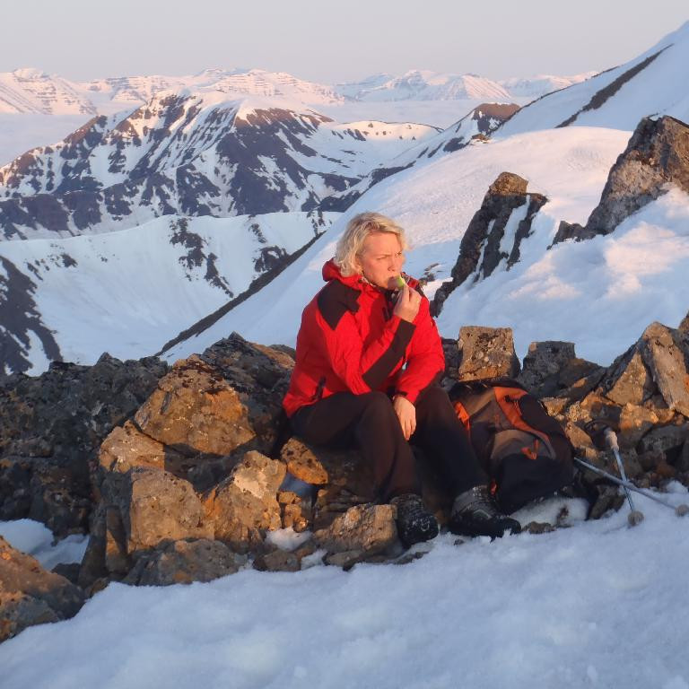 Elva María Káradóttir